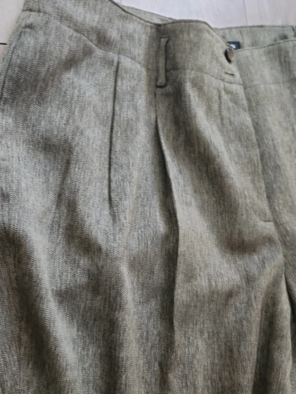 Jones New York Olive Gray Pleated Women's Dress Pants - Picture 4 of 6
